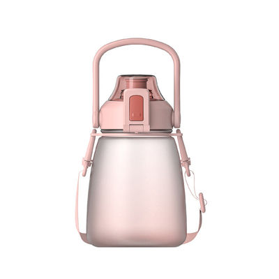 Accesorios HANDGRIP Bebida personalizada Botella de agua deportiva de plástico con tapa y paja