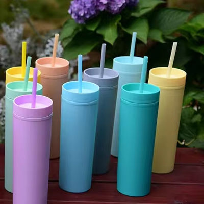 Accesorios Sin Ninguno Ventas altas Botella de agua de plástico colorida de 16 onzas con paja y tapa