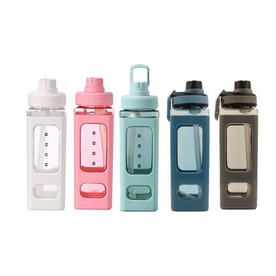 Material 700ml Botella de plástico portátil de alta temperatura resistente para acampar