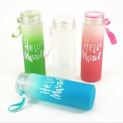 Capa a prueba de fugas Botella de agua de vidrio Diseño personalizado para regalos de negocios de senderismo unisex