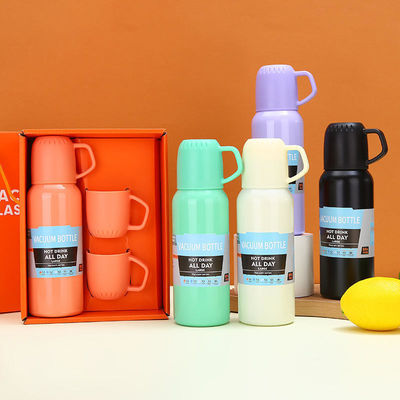 Negocios Con tres tapas de agua de vacío de acero inoxidable Conjunto de regalos aplicable a todas las situaciones