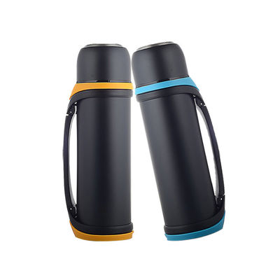 2.2L Copo térmico aislado de acero inoxidable de gran capacidad para bebidas calientes en movimiento