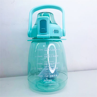 Alta apariencia Nivel de gran capacidad de plástico Red Sippy Cup Botella de agua para estudiantes