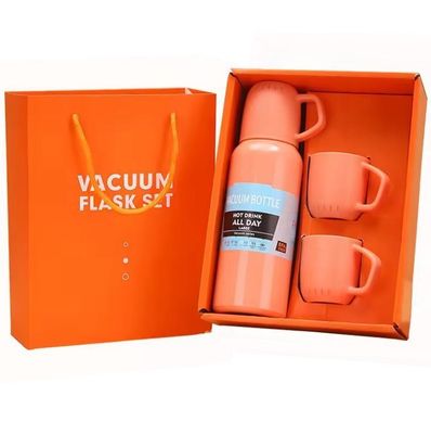 Conjunto de regalos de taza de agua de aislamiento al vacío de acero inoxidable portátil con tres tapas para viajeros