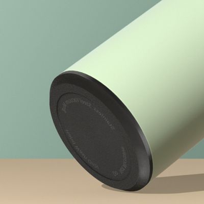 Botella de agua inteligente de acero inoxidable sostenible y moderna con control de temperatura LED