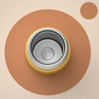 Disfrute de sus bebidas en movimiento con esta taza térmica de acero inoxidable 304 a prueba de fugas 380ml