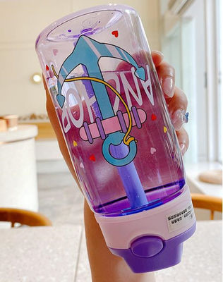 Botellas de agua potable para bebés de plástico recubiertas contra la corrosión con logotipo y pajitas personalizados