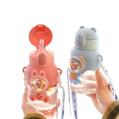 Taza de beber a prueba de fugas de 600 ml Reutilizable y colorida para la escuela de niños