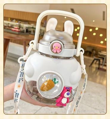 Opciones de color personalizadas portátil abrazo conejo botella de agua estilos atractivos niños