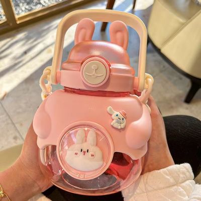 Opciones de color personalizadas portátil abrazo conejo botella de agua estilos atractivos niños