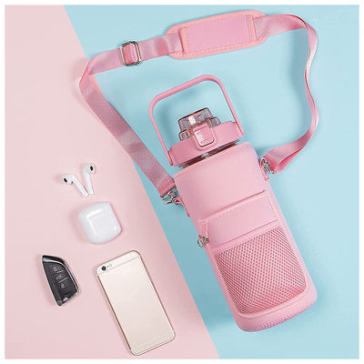 Mantente hidratado y con estilo con mangas de botellas de agua de estilo americano en material SBR
