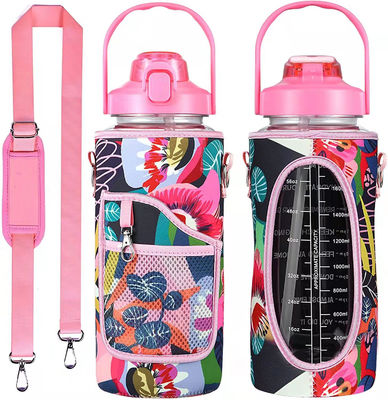 Mantente hidratado y con estilo con mangas de botellas de agua de estilo americano en material SBR