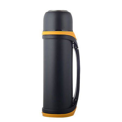 Diseño Deportivo Gran Capacidad 2QT 64oz Botella de vacío aislada con taza para bebidas calientes