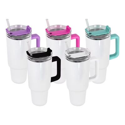 Tumbler de 40 oz con mango y tapa de paja Tumblers de acero inoxidable de color Tazas de coche para el trabajo