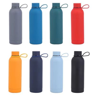 Botella de agua aislada de acero inoxidable 304 de doble pared perfecta para automóvil de oficina o hogar