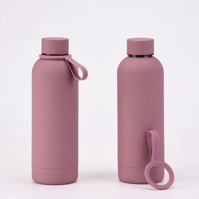 Botella de agua aislada con diseño colorido y material de acero inoxidable