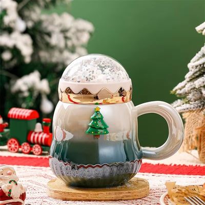 Santa Claus de Navidad Taza de cerámica con mango Diseño creativo de dibujos animados 2 colores