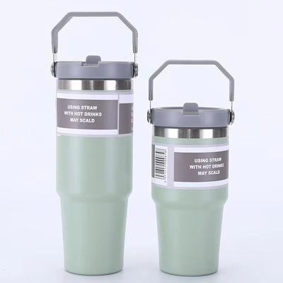 10. Número de piezas 1 Tumbler con mango de acero inoxidable Tumbler de café 20 Oz 30 Oz