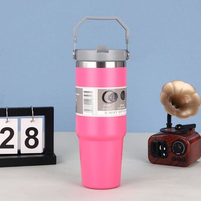 Diseño moderno 20 oz de acero inoxidable vacío aislado tumbler con mango tapa logotipo personalizado