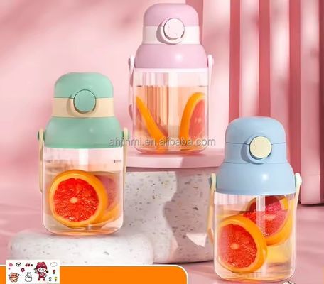 Estilo de diseño minimalista Botella de plástico de 800 ml para deportes al aire libre caldera para adultos