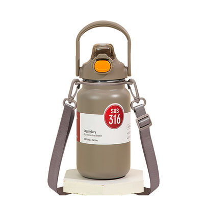 Botella de agua de acero inoxidable con doble pared aislada de 1300 ml botella de vacío de viaje