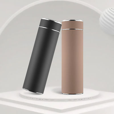 Conviente botella de agua LED con vacío aislada con infusor de té para todos