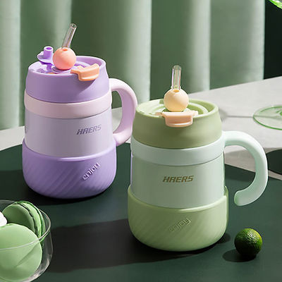A prueba de fugas BPA-libre de una mano de agua con vacío aislado de acero inoxidable taza fría