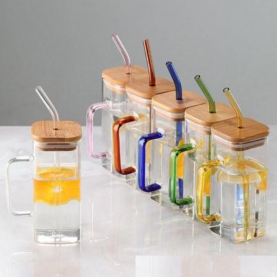 400ml Cuadrado Colorado Mano Copa de vidrio con tapa de bambú y paja Repleto de bebida casera