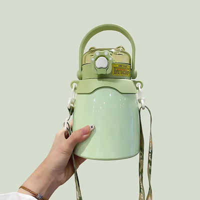 Estilo al aire libre Flasca de vacío de doble pared personalizada Botella de agua de acero inoxidable con paja
