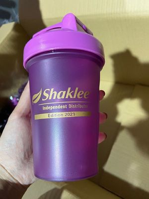 700 ml Shaker Protein Fitness Gimnasio Botella de agua Shaker de plástico Taza con bola de acero inoxidable