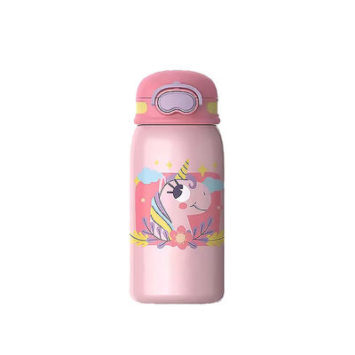 Mantente hidratado en cualquier momento en cualquier lugar con esta botella de agua de 550 ml de gran capacidad