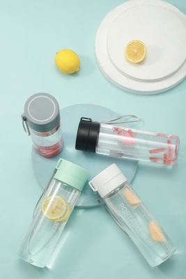 TOUR Botella de agua reciclable de 600 ml con marcador de tiempo para actividades al aire libre