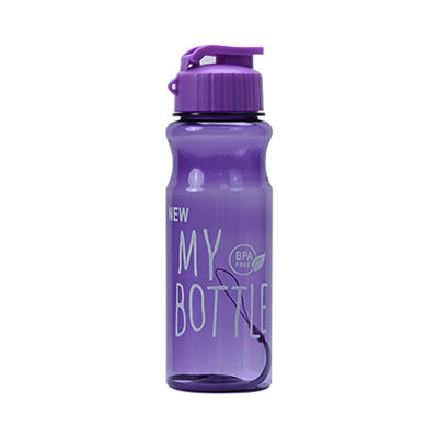 500ml de PET BPA personalizado Bebidas de plástico con correa de varios colores
