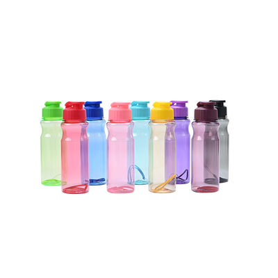 500ml de PET BPA personalizado Bebidas de plástico con correa de varios colores