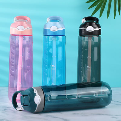Colorida batidora deportiva con paja sencilla y popular 25 oz botella de agua de plástico de Tritán
