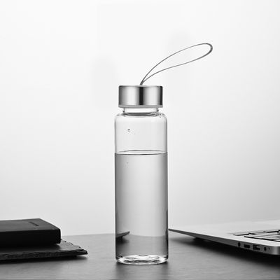 Patrón personalizado 300ml 400ml 500ml Botella de plástico para deportes al aire libre y viajes eficientes