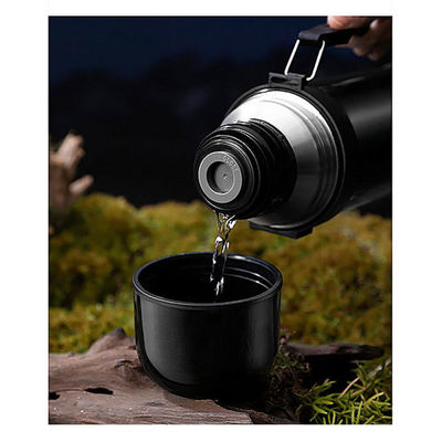 Viaja de manera ecológica con esta botella de agua de acero aislada al vacío reutilizable