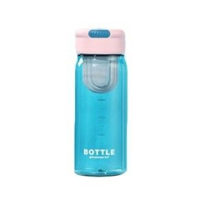 Botella de agua de plástico de 650 ml con infusor de té, taza de mango para estudiantes con balanza