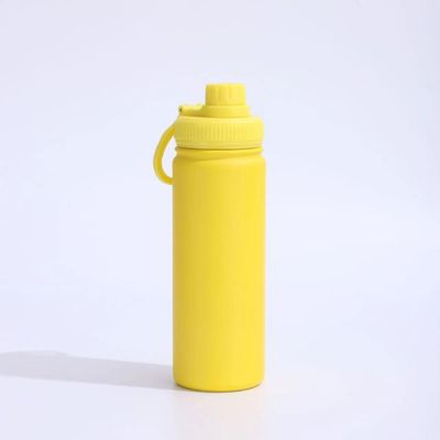 Botella de agua de acero inoxidable de 18 oz de gran capacidad para actividades al aire libre portátiles