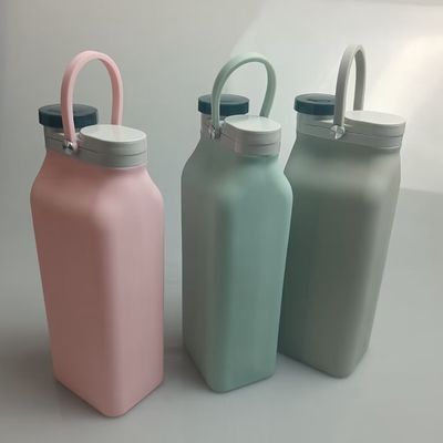 Botella de agua plegable de silicona plegable con paja Color personalizado aceptable