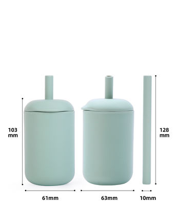 Novedad Color de arcilla para bebés Moda para bebidas al aire libre Botella de agua de silicona con paja