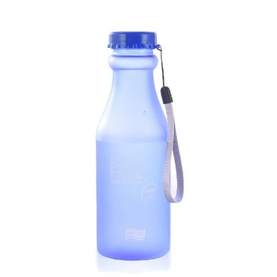 PC plástico 550ml botella portátil de agua sellada congelada para viajes yoga correr acampar