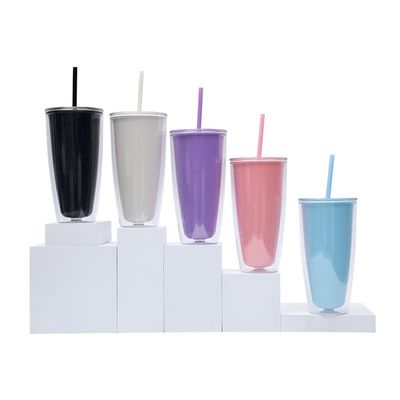 Diseño de moda OEM Regalos personalizados Taza fría transparente de plástico de PP Tazas de tumbler frías con tapa y paja