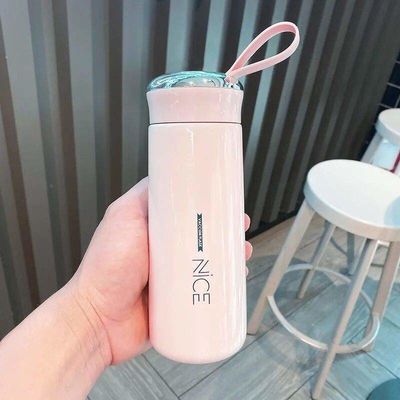 Uso versátil Situación Botella de agua de vidrio Adecuada para café Agua Leche y más