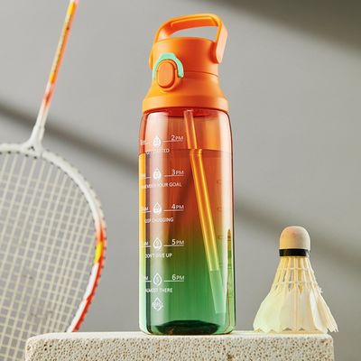 Bebida directa de plástico de color gradiente 750ml Botella de agua deportiva portátil para viajes