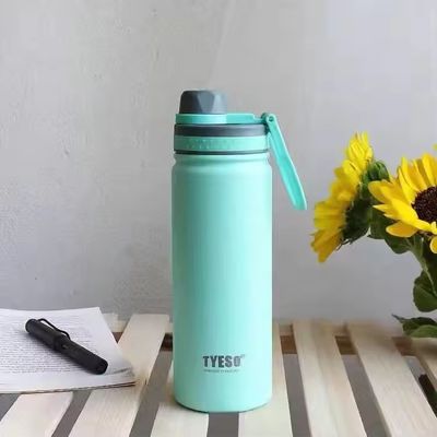 Logotipo personalizado aceptado botella térmica de acero inoxidable de doble pared para actividades al aire libre