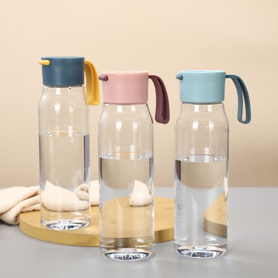 Estilo de diseño moderno Taza de agua portátil a prueba de fugas con cordón para actividades al aire libre