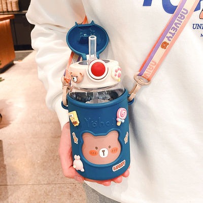 Tazas de plástico portátiles creativas para estudiantes y niños Botella de agua de paja a prueba de fugas