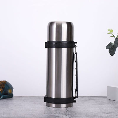 1.8L Botella portátil de agua de vacío de acero inoxidable para deportes al aire libre