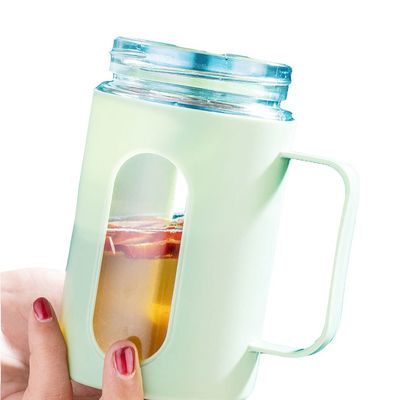 Taza de vidrio de 500 ml con tapa y mango de color personalizado